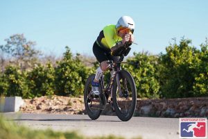 Long Ride Nutrition Strategy: How to Fuel Every Hour Without Bonking